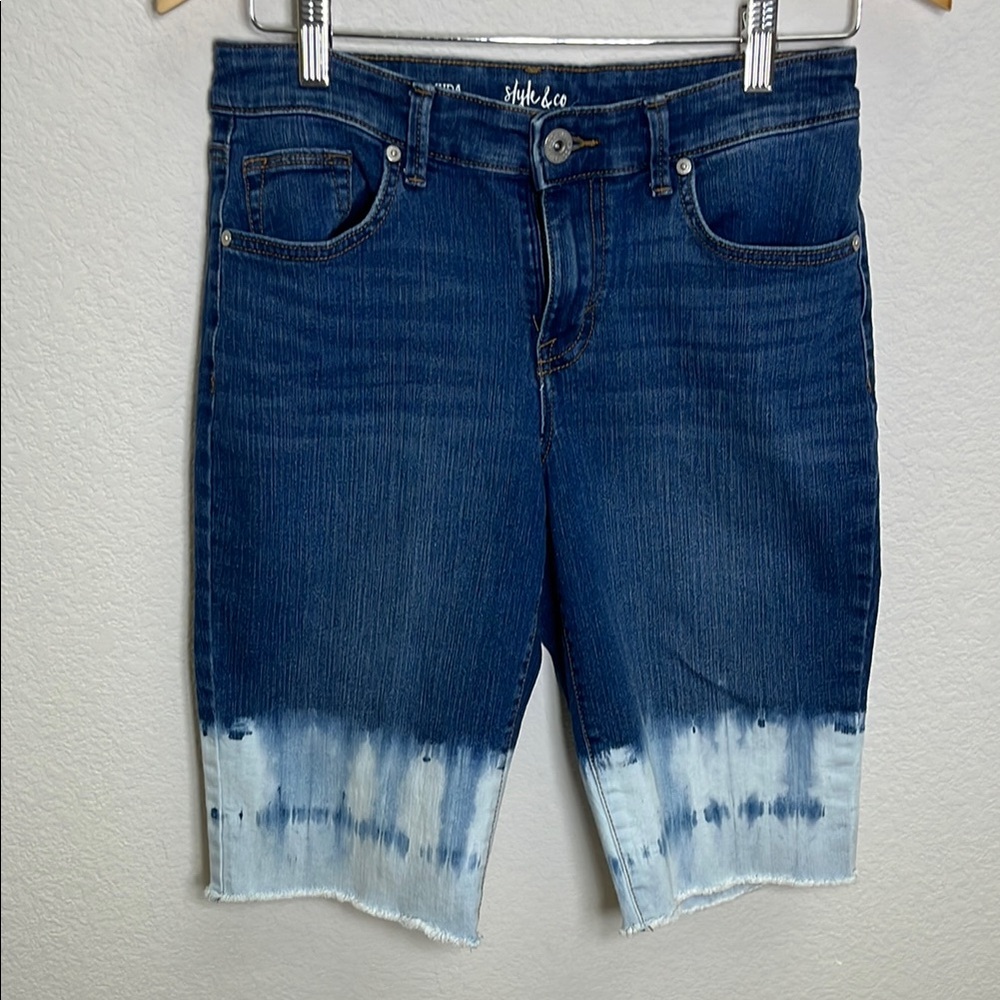 Style & Co. Bermuda Blue Jeans women’s Size 4